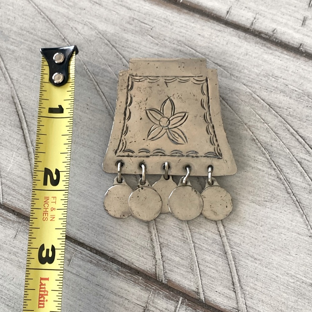 Rectangular Vintage Etched Brooch With Circular A… - image 4